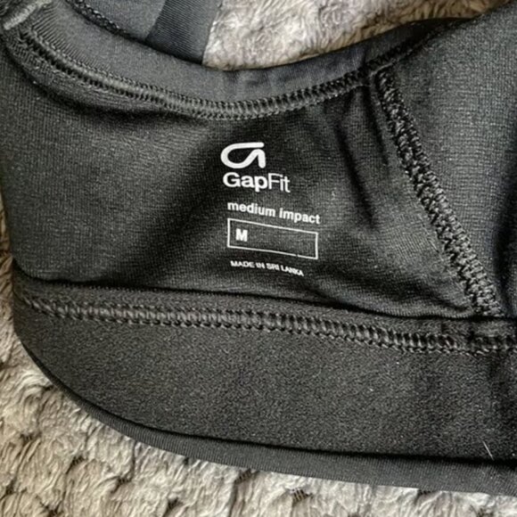 Gapfit Medium Impact Black Raceback Sports Bra Size Med EUC #M-024 - Picture 4 of 5